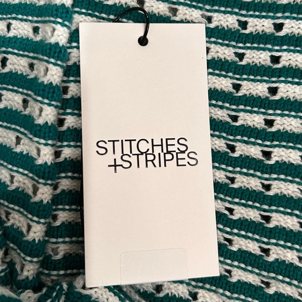 Stitches & Stripes Green and White V-Neck Sweater Size S-M NWT